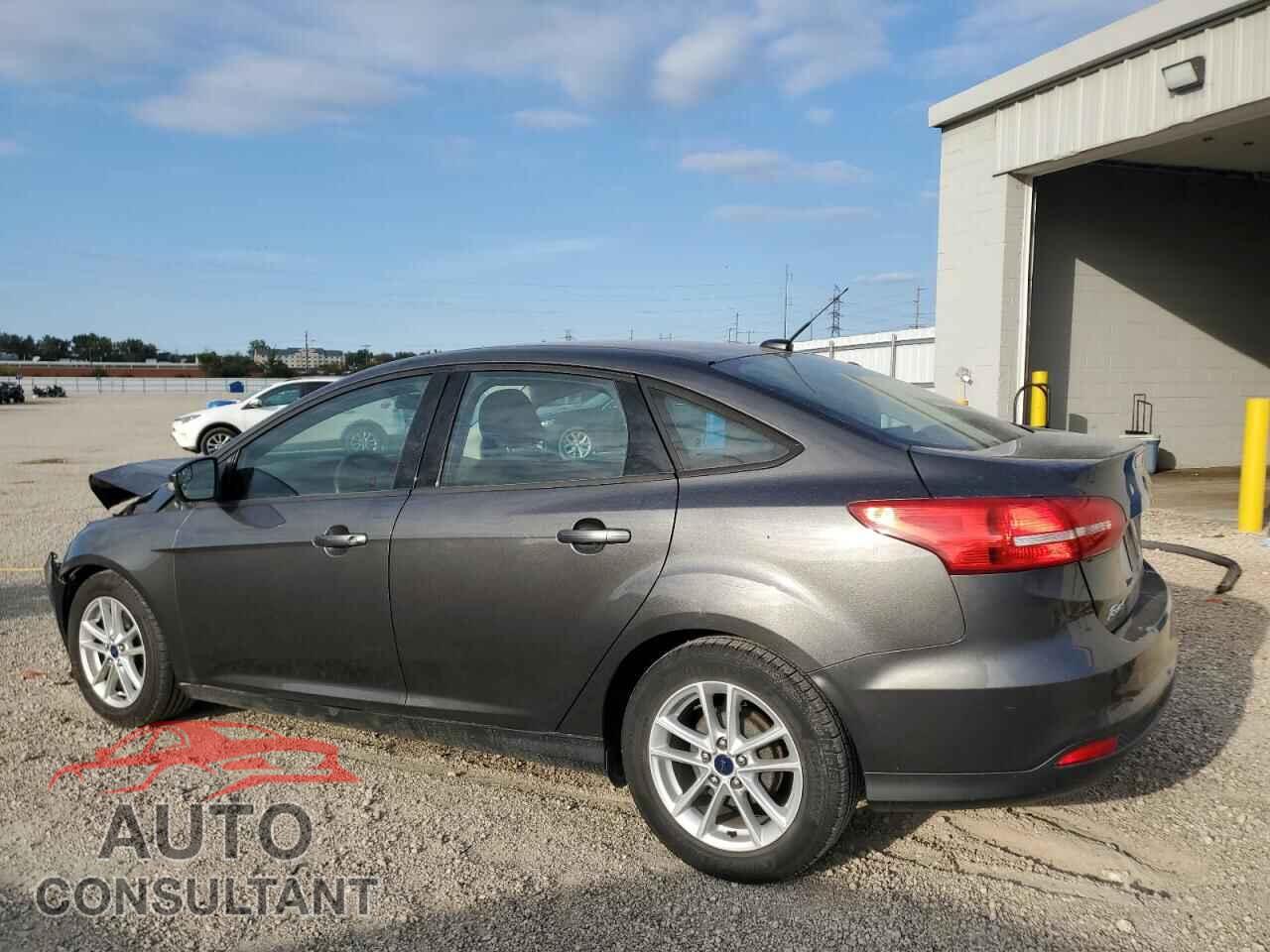 FORD FOCUS 2015 - 1FADP3F20FL258779