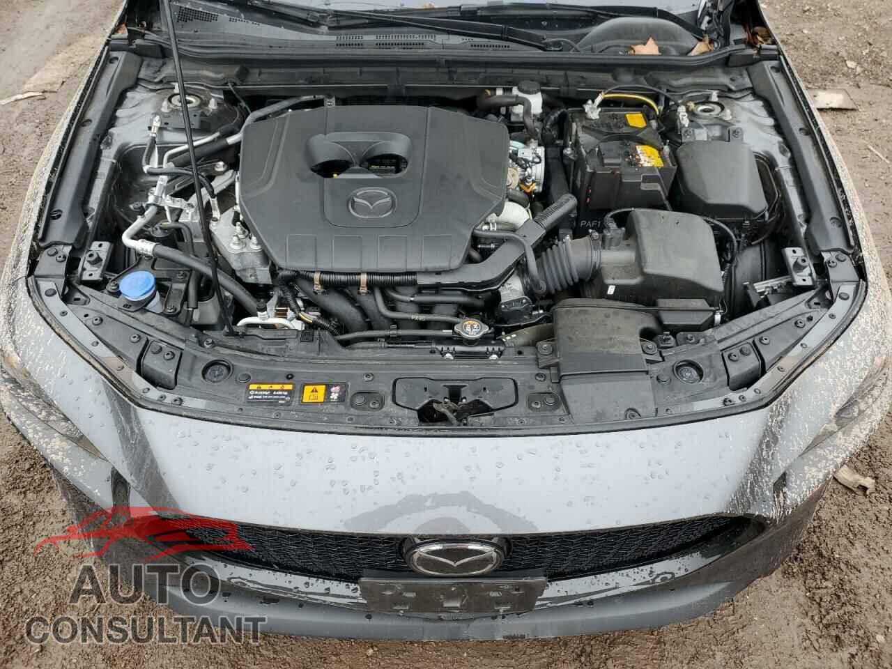 MAZDA MAZDA3 2023 - JM1BPAKM9P1609182