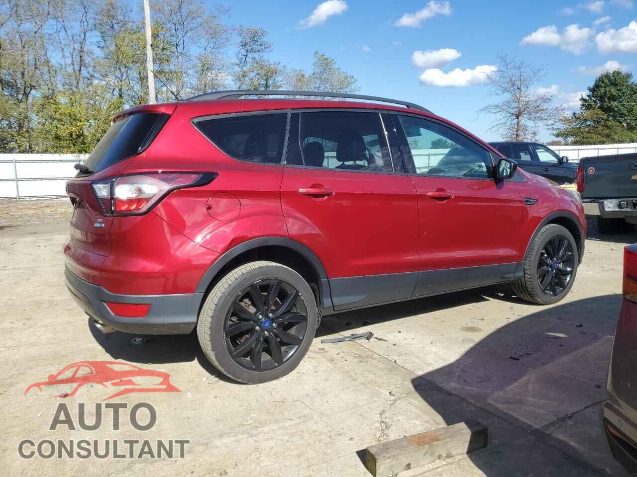 FORD ESCAPE 2017 - 1FMCU9GD0HUC74930