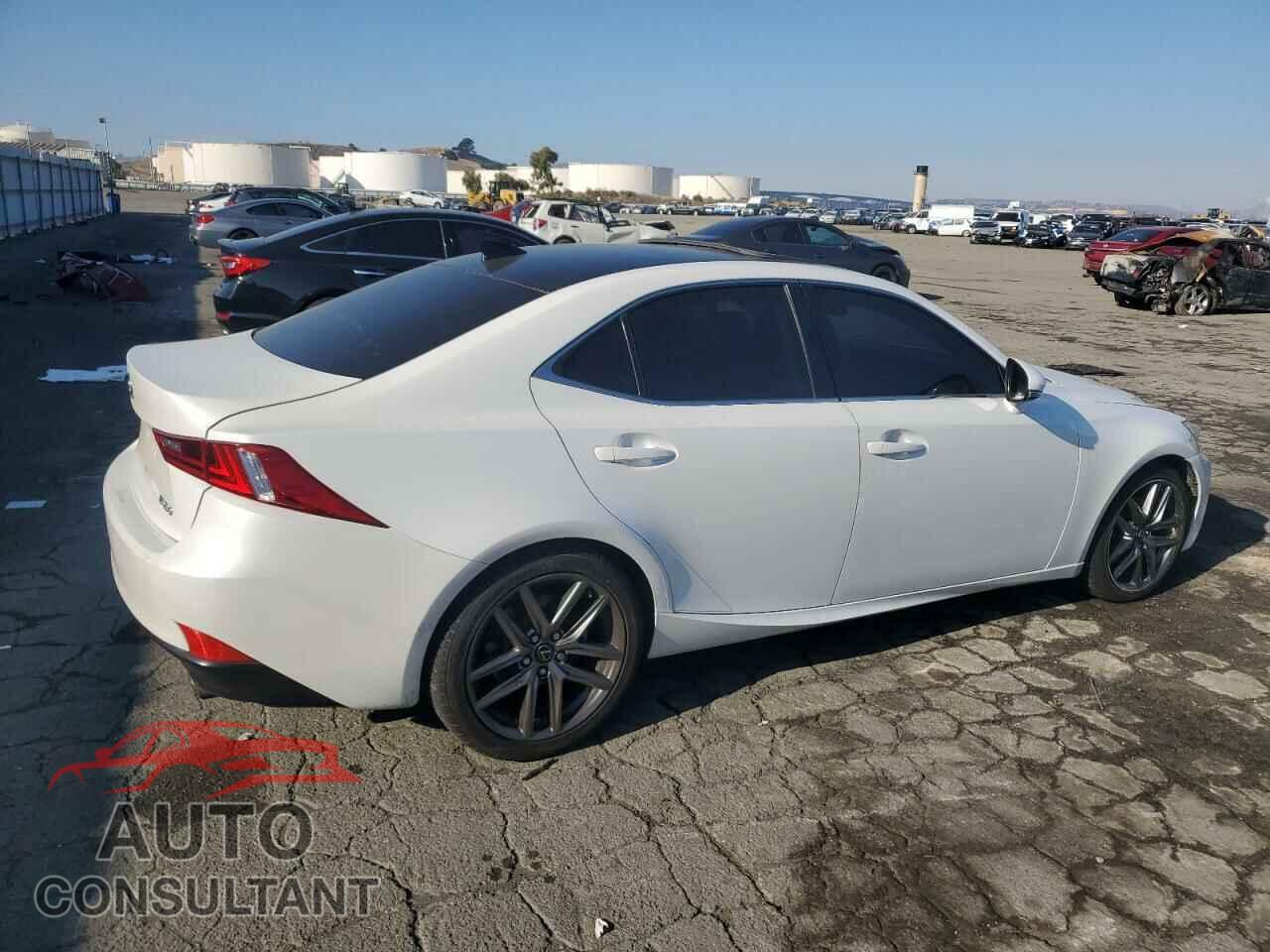 LEXUS IS 2014 - JTHBF1D25E5020634
