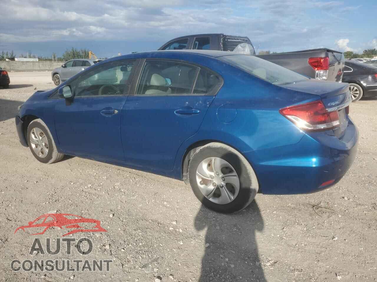HONDA CIVIC 2013 - 2HGFB2F55DH551367