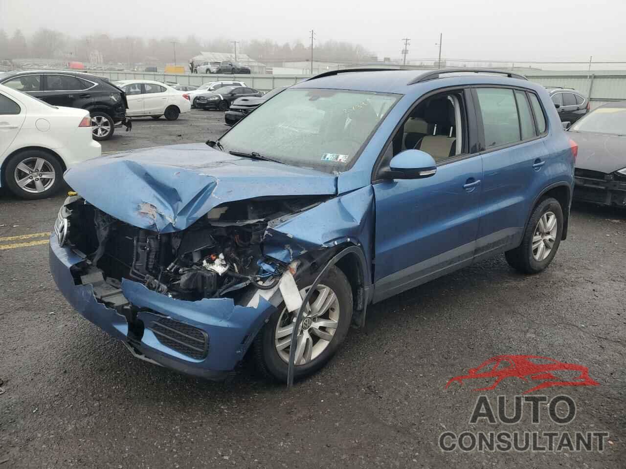 VOLKSWAGEN TIGUAN 2017 - WVGBV7AX2HW513527