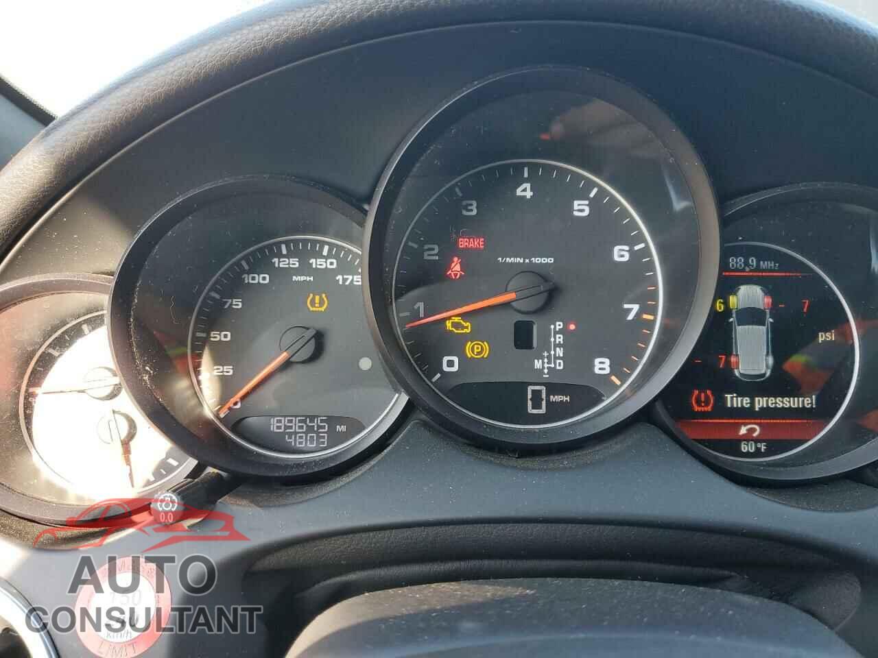 PORSCHE CAYENNE 2011 - WP1AA2A21BLA05544