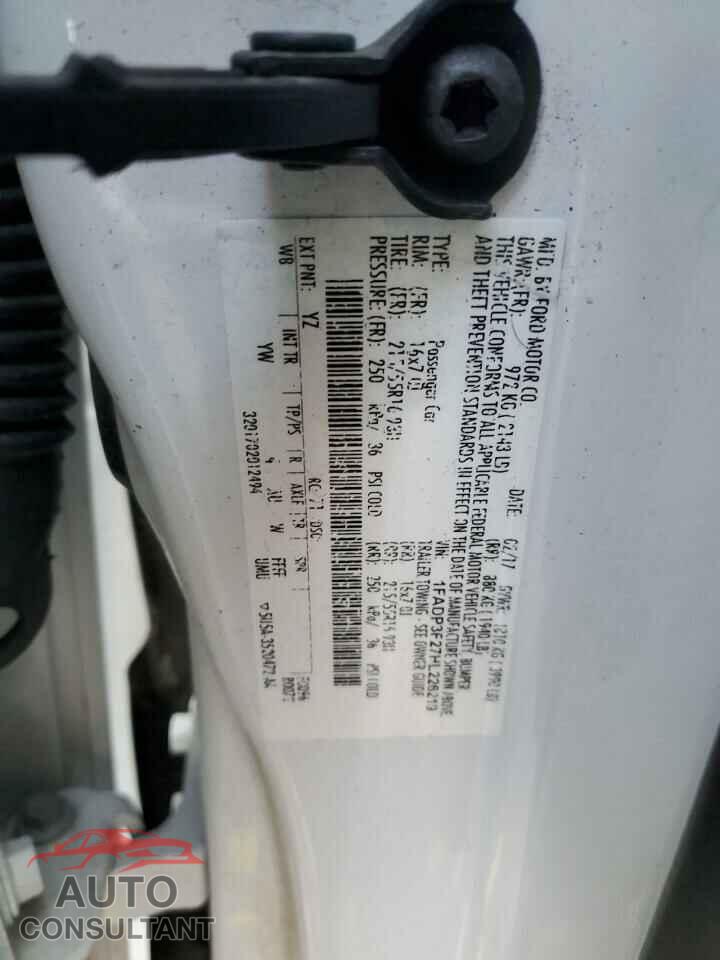 FORD FOCUS 2017 - 1FADP3F27HL226219