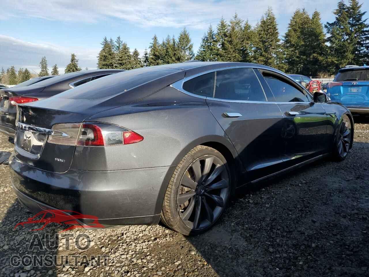TESLA MODEL S 2016 - 5YJSA1E21GF133092