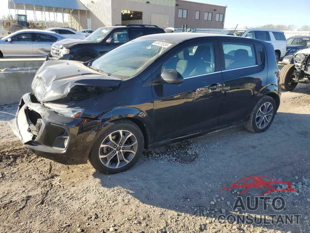 CHEVROLET SONIC 2018 - 1G1JD6SH8J4126138
