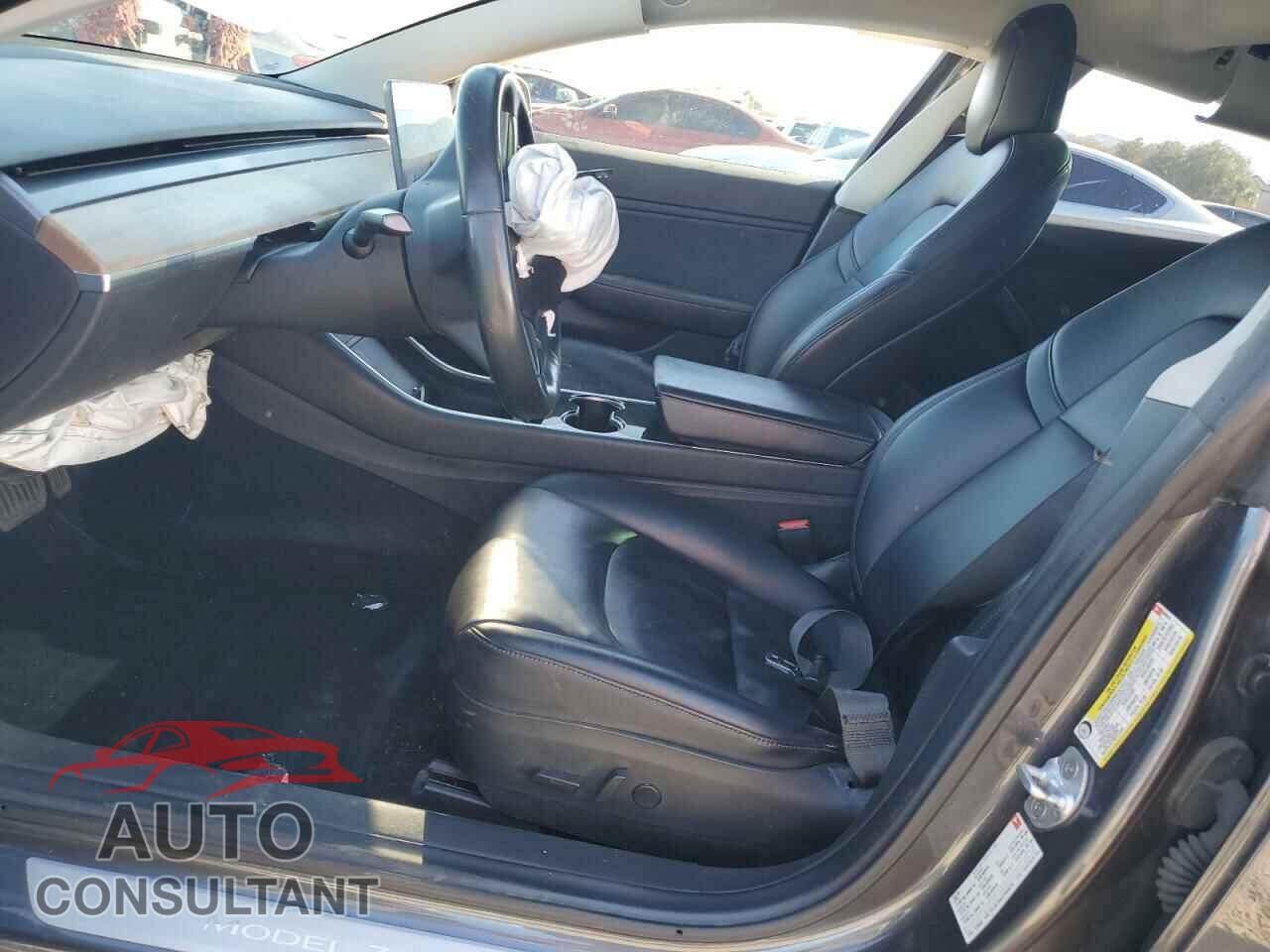 TESLA MODEL 3 2018 - 5YJ3E1EA4JF005078