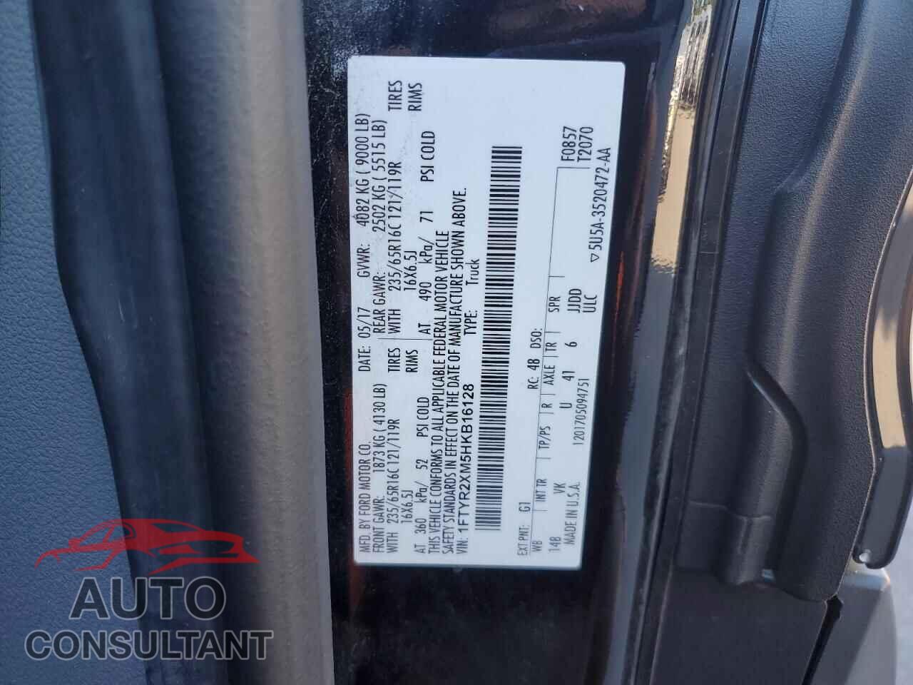 FORD TRANSIT 2017 - 1FTYR2XM5HKB16128