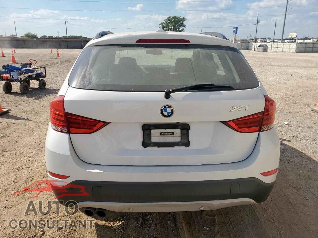 BMW X1 2015 - WBAVL1C54FVY26921