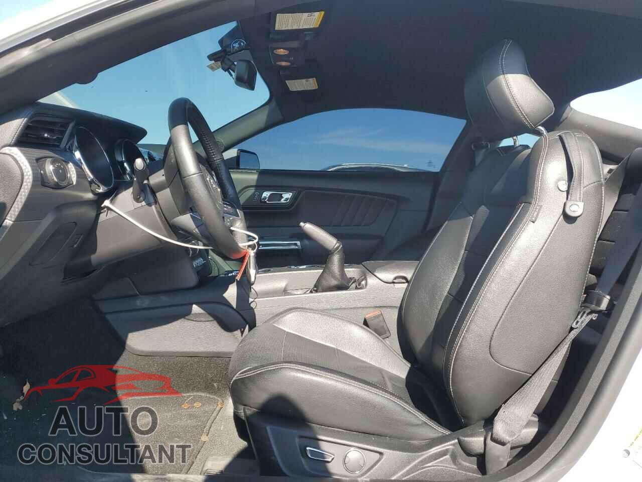 FORD MUSTANG 2017 - 1FA6P8CF3H5317134