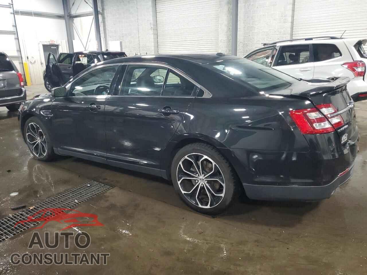 FORD TAURUS 2015 - 1FAHP2KTXFG114174
