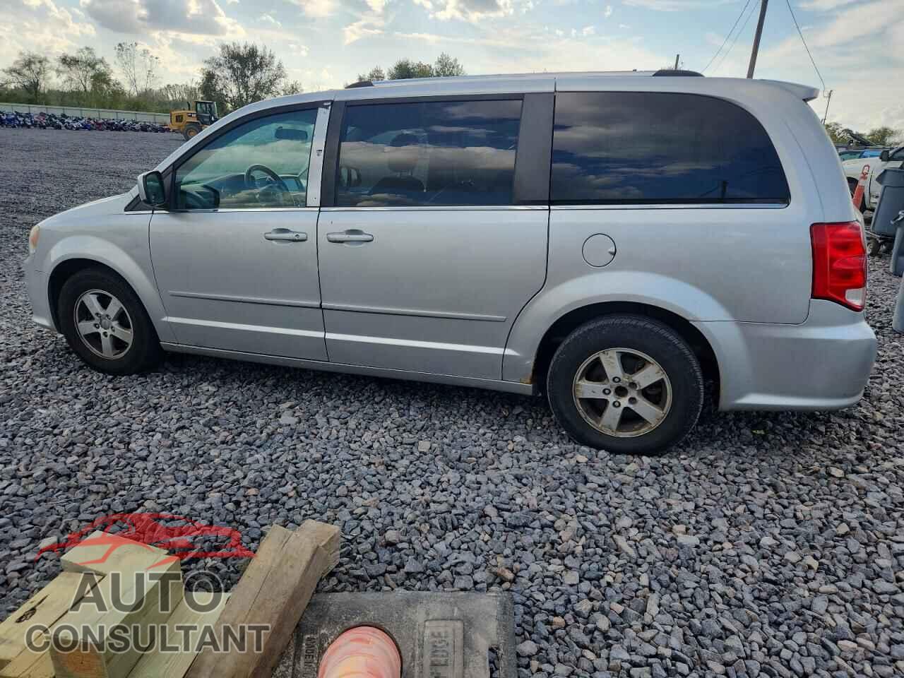 DODGE CARAVAN 2011 - 2D4RN5DG7BR693335