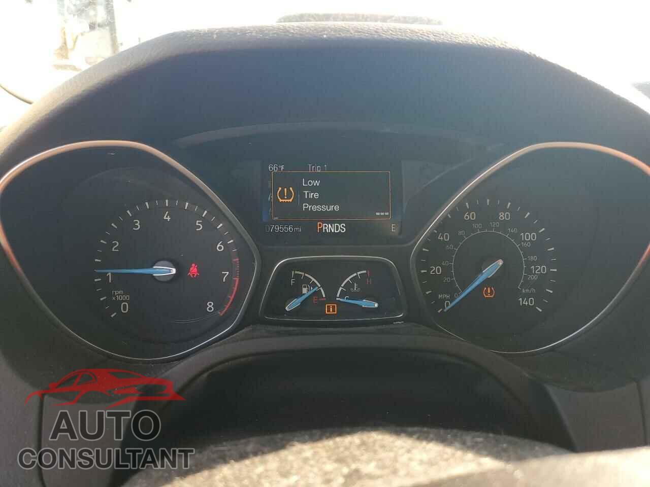 FORD FOCUS 2016 - 1FADP3F29GL233526