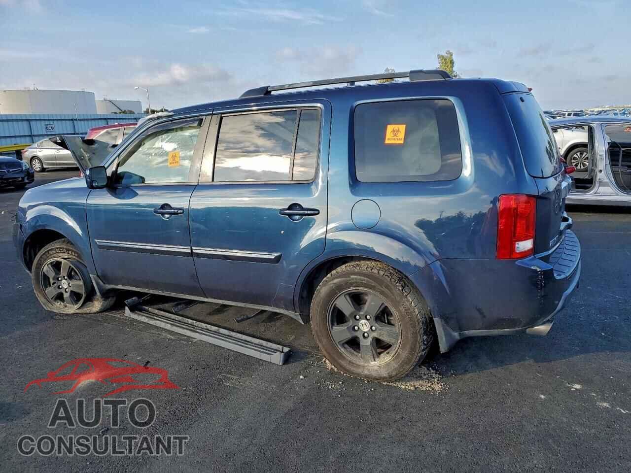 HONDA PILOT 2011 - 5FNYF3H4XBB049432
