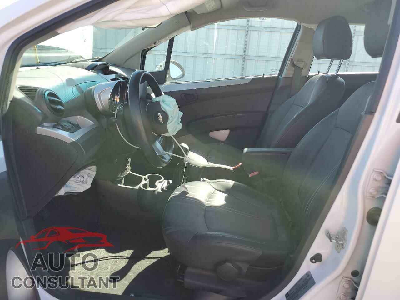 CHEVROLET SPARK 2015 - KL8CC6S95FC788082