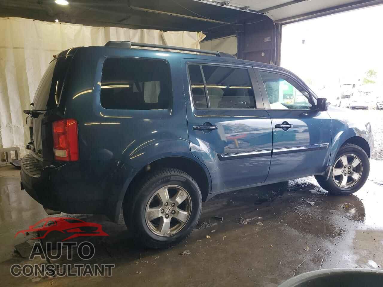 HONDA PILOT 2010 - 5FNYF4H57AB024677