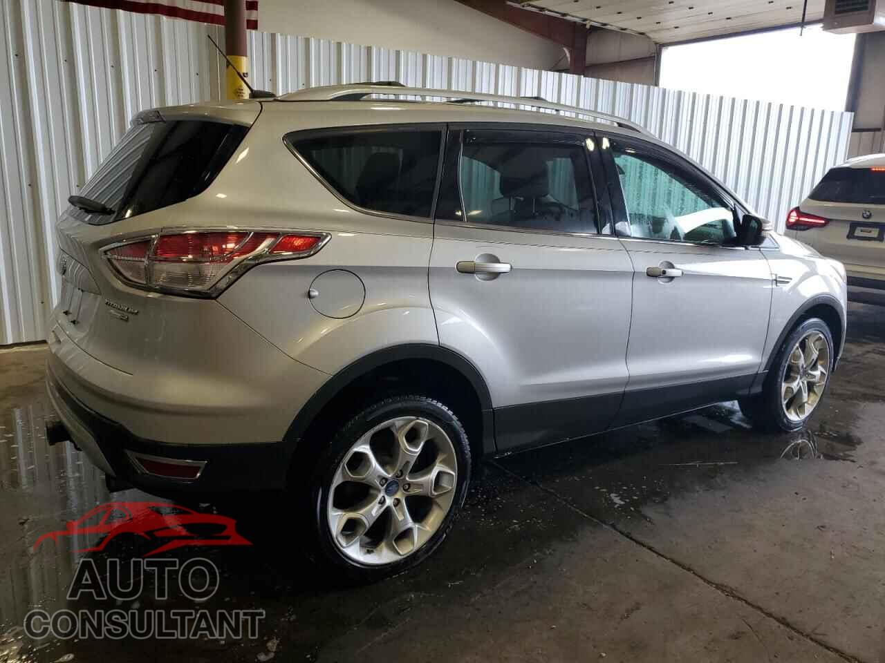 FORD ESCAPE 2013 - 1FMCU9J93DUC07608