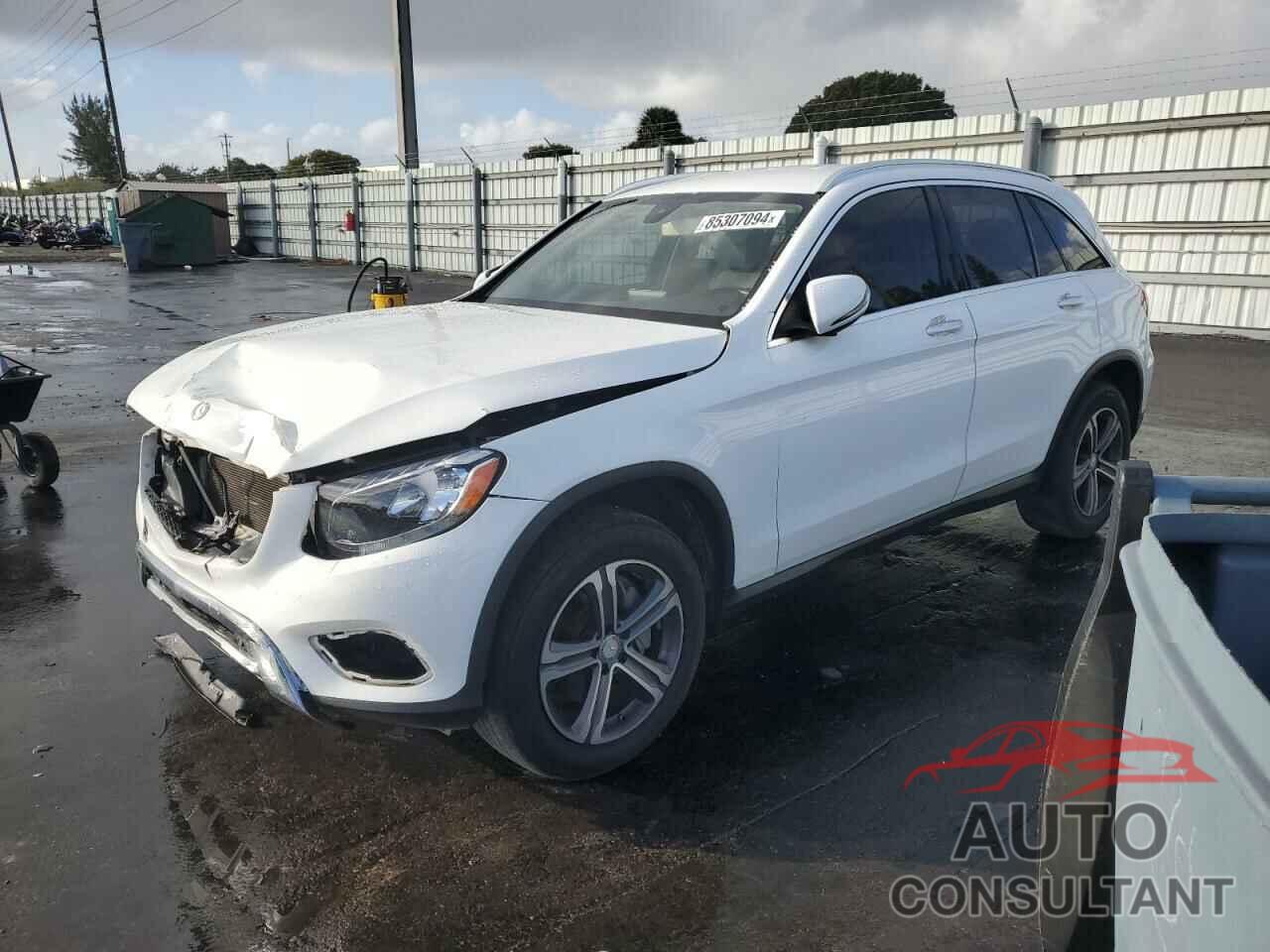 MERCEDES-BENZ GLC-CLASS 2016 - WDC0G4JB7GF051306