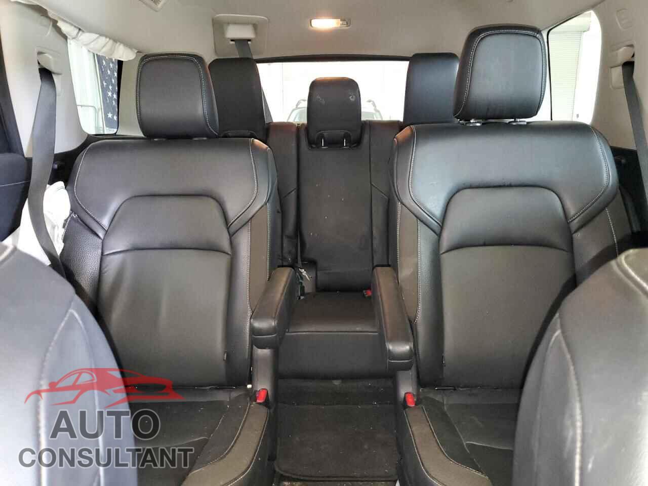 NISSAN PATHFINDER 2022 - 5N1DR3CD4NC229063