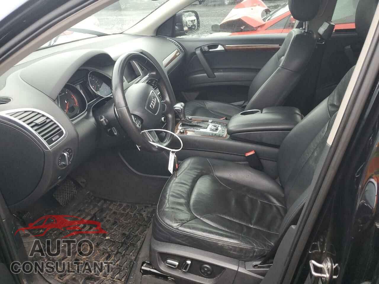 AUDI Q7 2013 - WA1LMAFE7DD006946