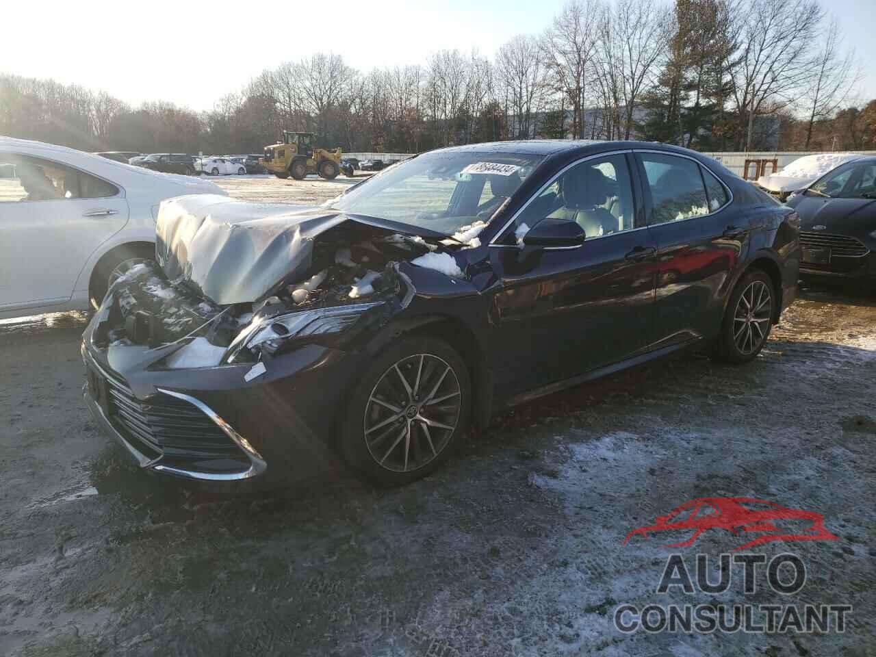 TOYOTA CAMRY 2021 - 4T1F11BK4MU036280