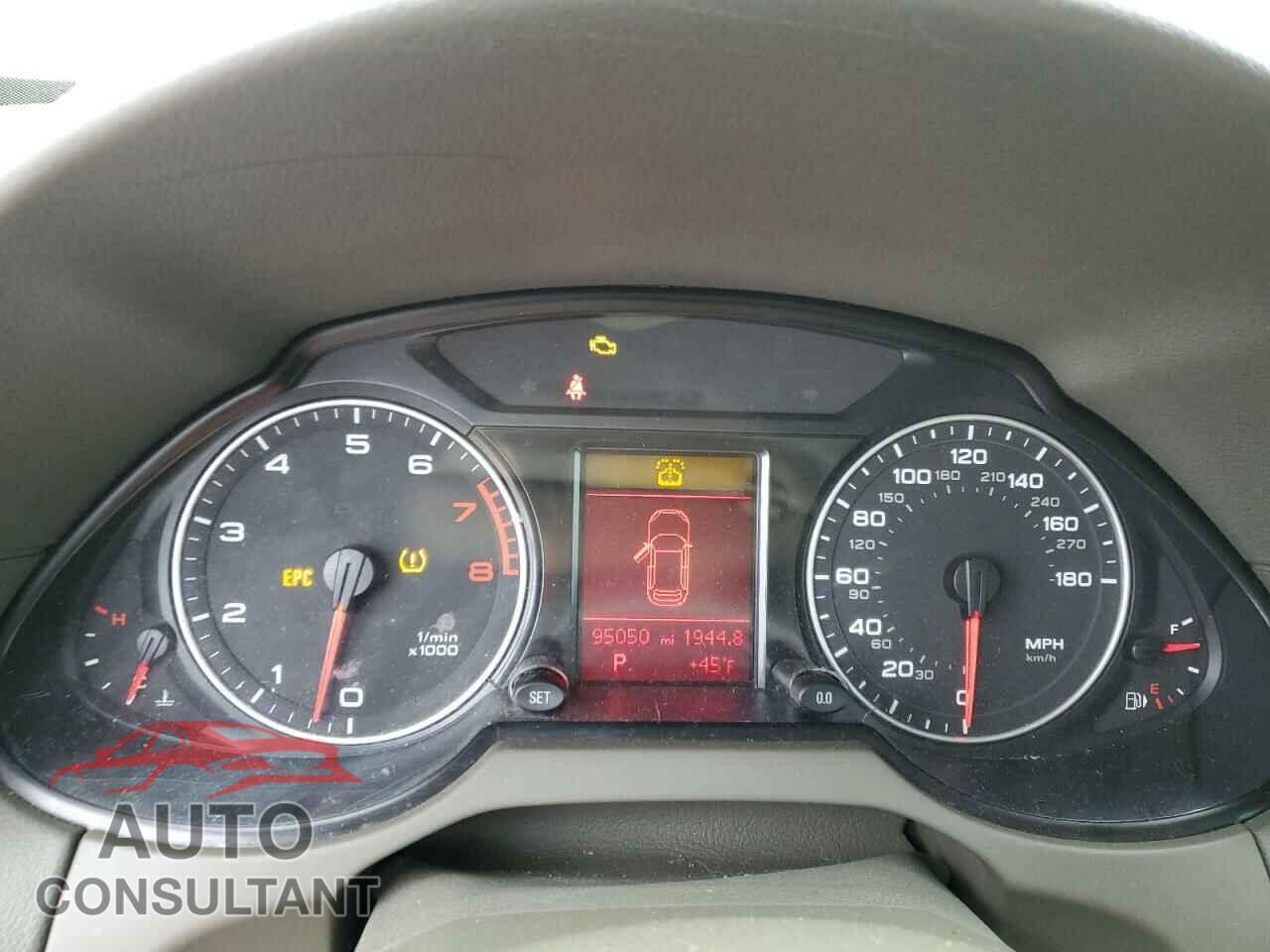AUDI Q5 2011 - WA1CFAFP4BA012570