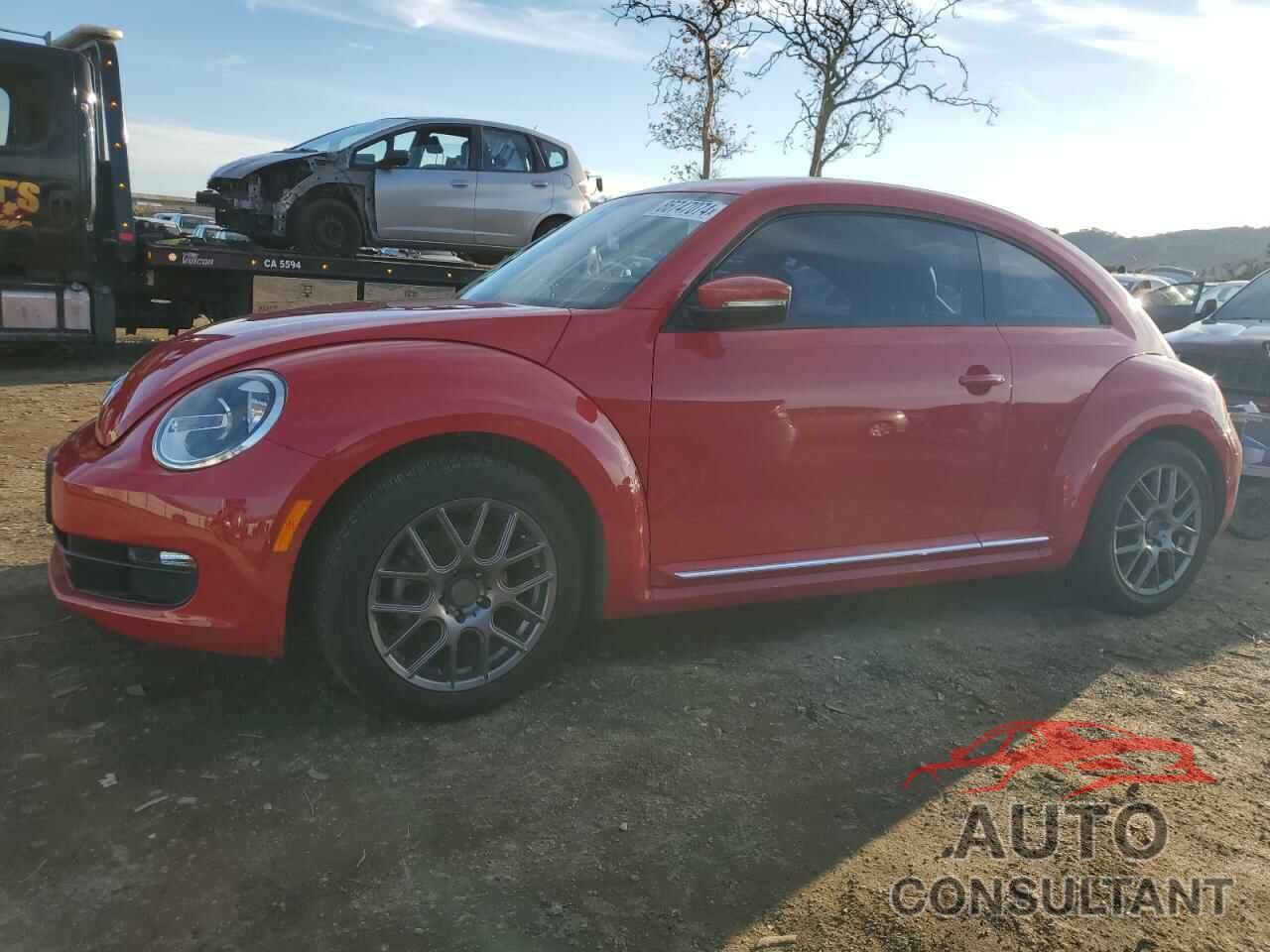VOLKSWAGEN BEETLE 2015 - 3VWJ07AT3FM638087