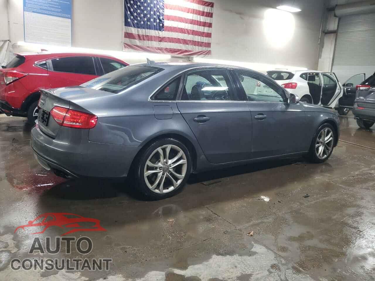 AUDI S4/RS4 2012 - WAUDGAFL0CA033810