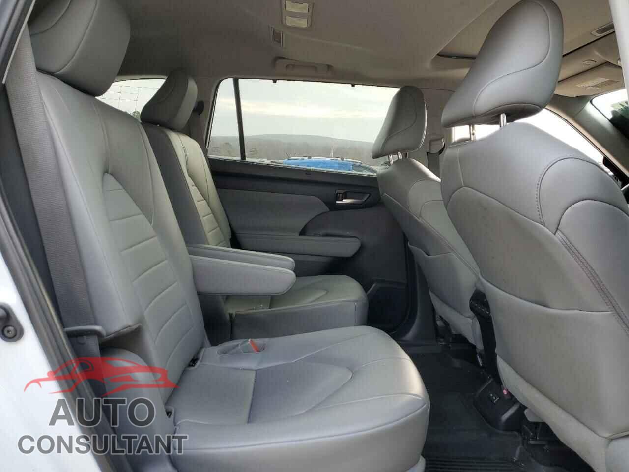 TOYOTA HIGHLANDER 2023 - 5TDKDRAH3PS521663