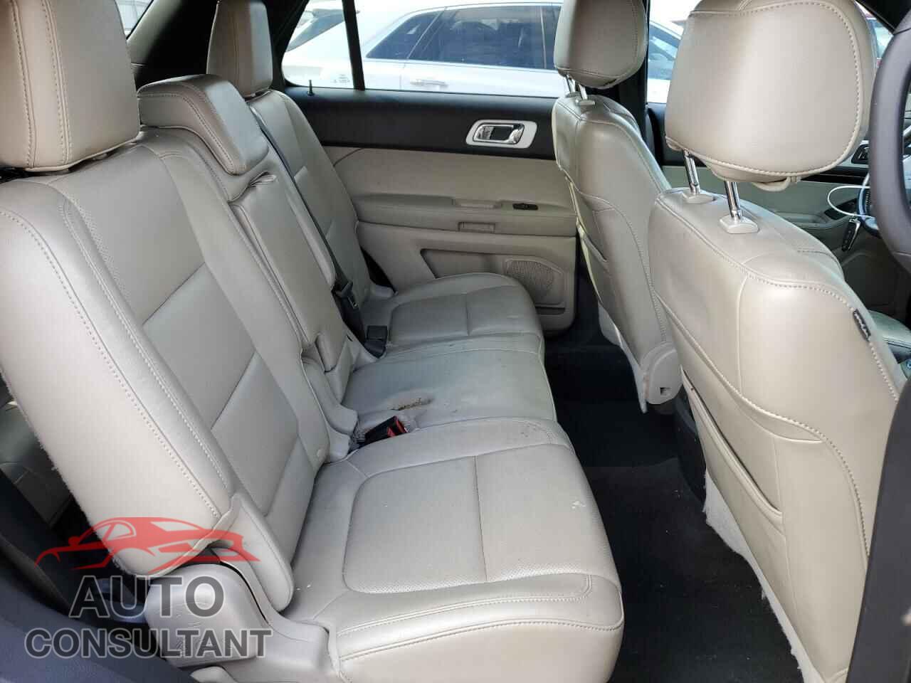 FORD EXPLORER 2011 - 1FMHK8F85BGA11302