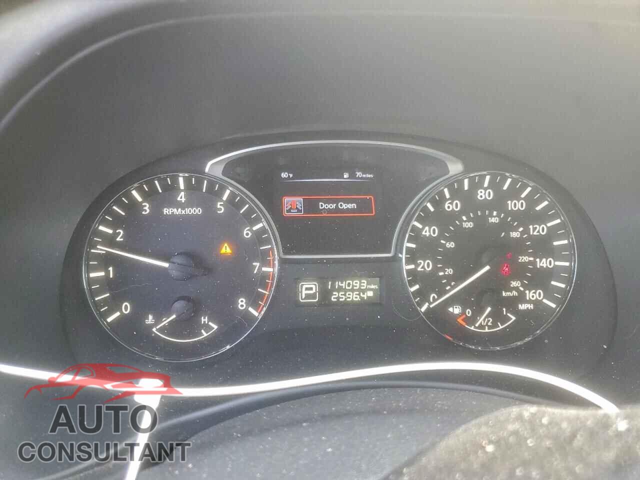 NISSAN PATHFINDER 2015 - 5N1AR2MN3FC649810