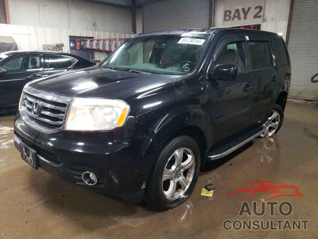 HONDA PILOT 2013 - 5FNYF4H53DB013096