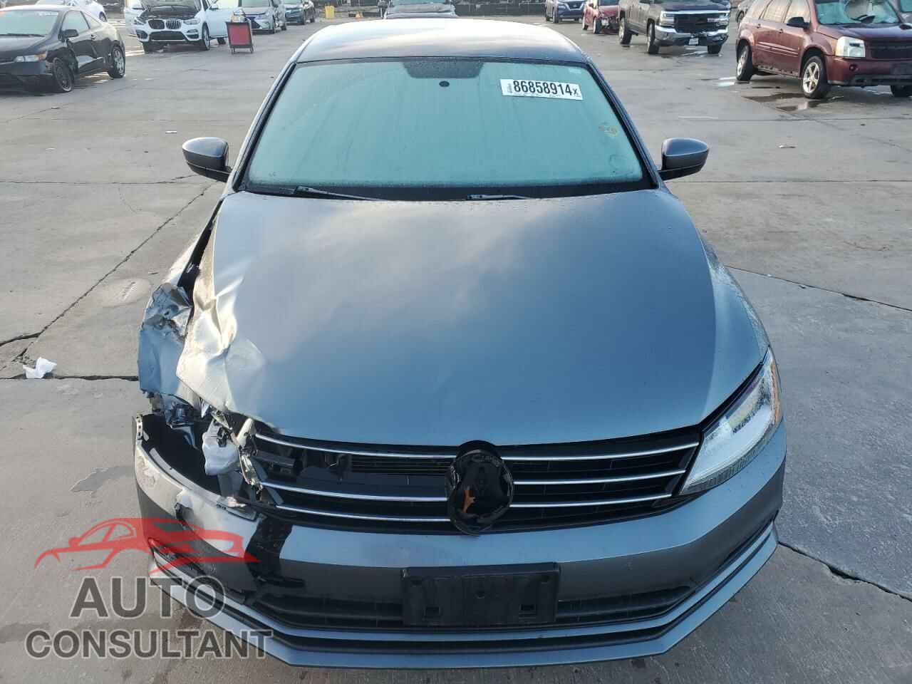 VOLKSWAGEN JETTA 2017 - 3VW2B7AJ4HM401852