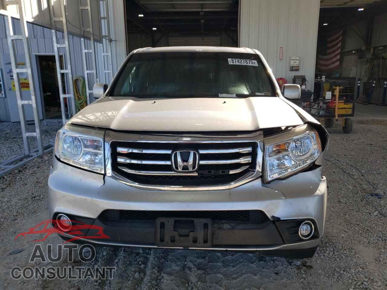 HONDA PILOT 2014 - 5FNYF4H48EB028802