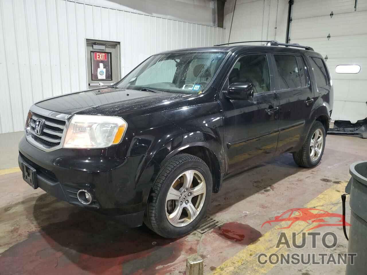 HONDA PILOT 2013 - 5FNYF4H40DB036200