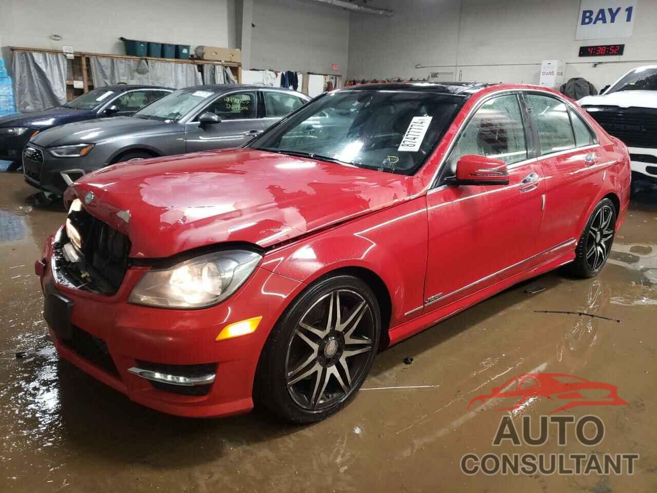 MERCEDES-BENZ C-CLASS 2013 - WDDGF8AB0DG077417