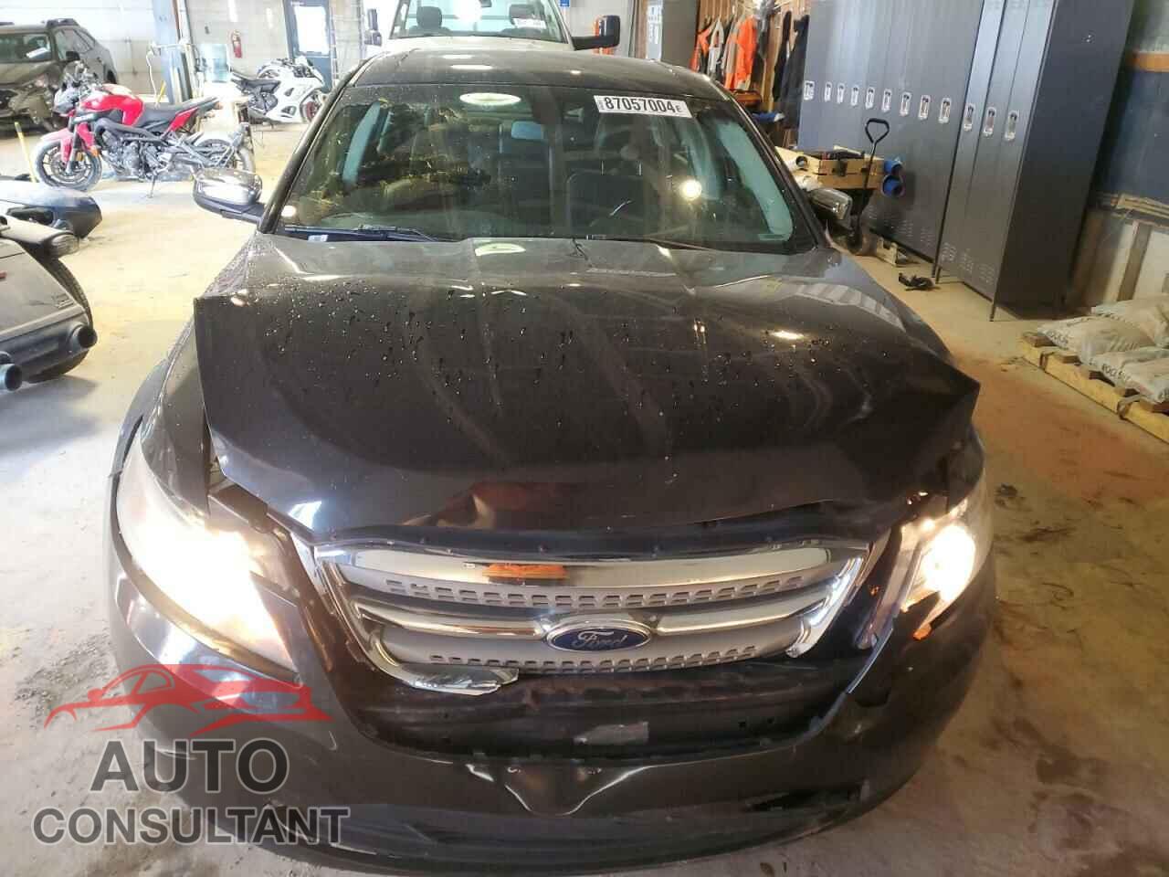 FORD TAURUS 2011 - 1FAHP2FW2BG175100