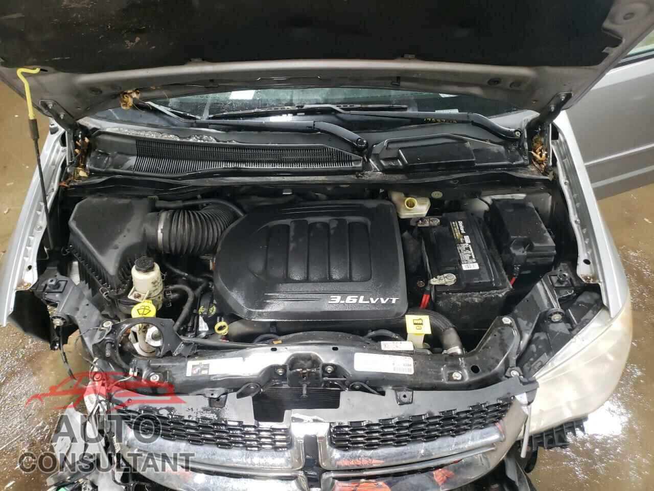 DODGE CARAVAN 2013 - 2C4RDGCG0DR741015