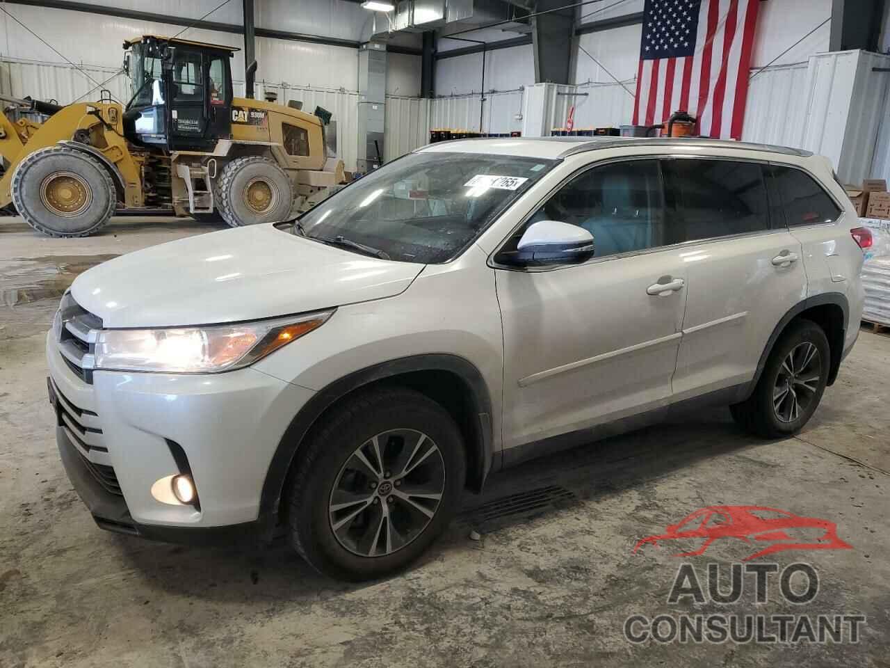 TOYOTA HIGHLANDER 2019 - 5TDJZRFH2KS954695