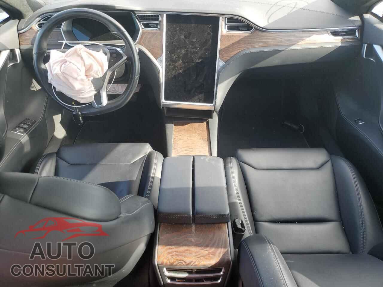 TESLA MODEL S 2017 - 5YJSA1E26HF217071