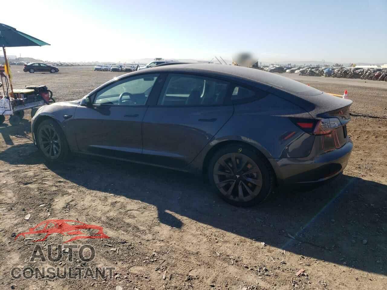 TESLA MODEL 3 2022 - 5YJ3E1EA5NF143217