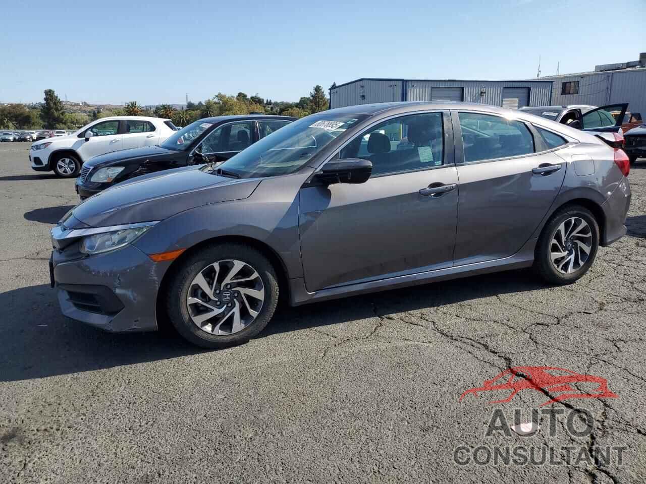 HONDA CIVIC 2018 - 2HGFC2F74JH532657