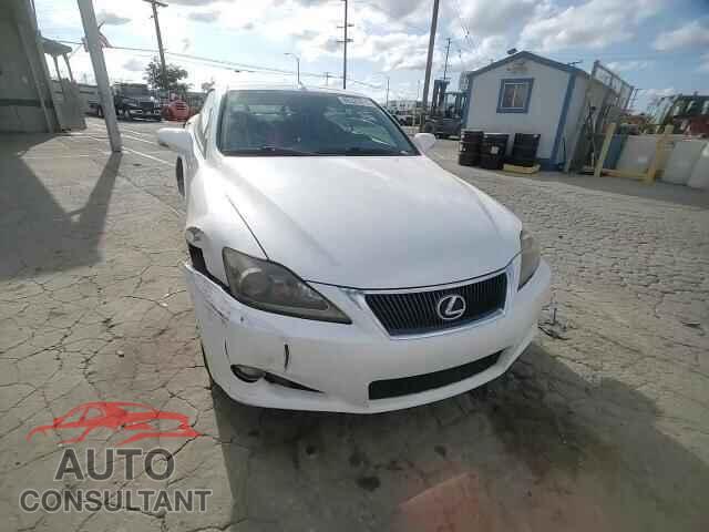 LEXUS IS 2011 - JTHFF2C20B2518388