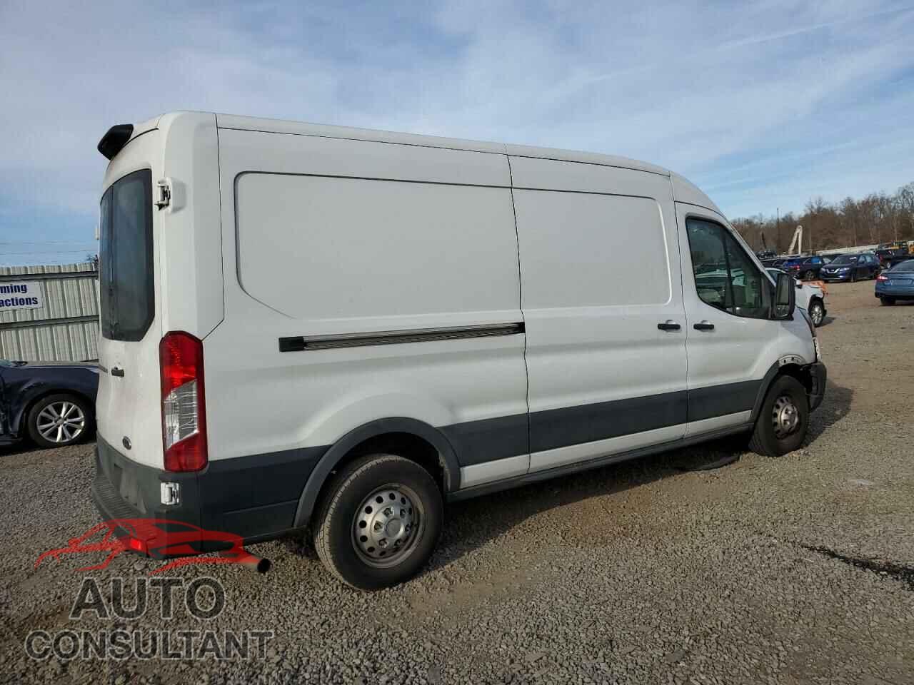 FORD TRANSIT 2023 - 1FTBR2C8XPKA42105