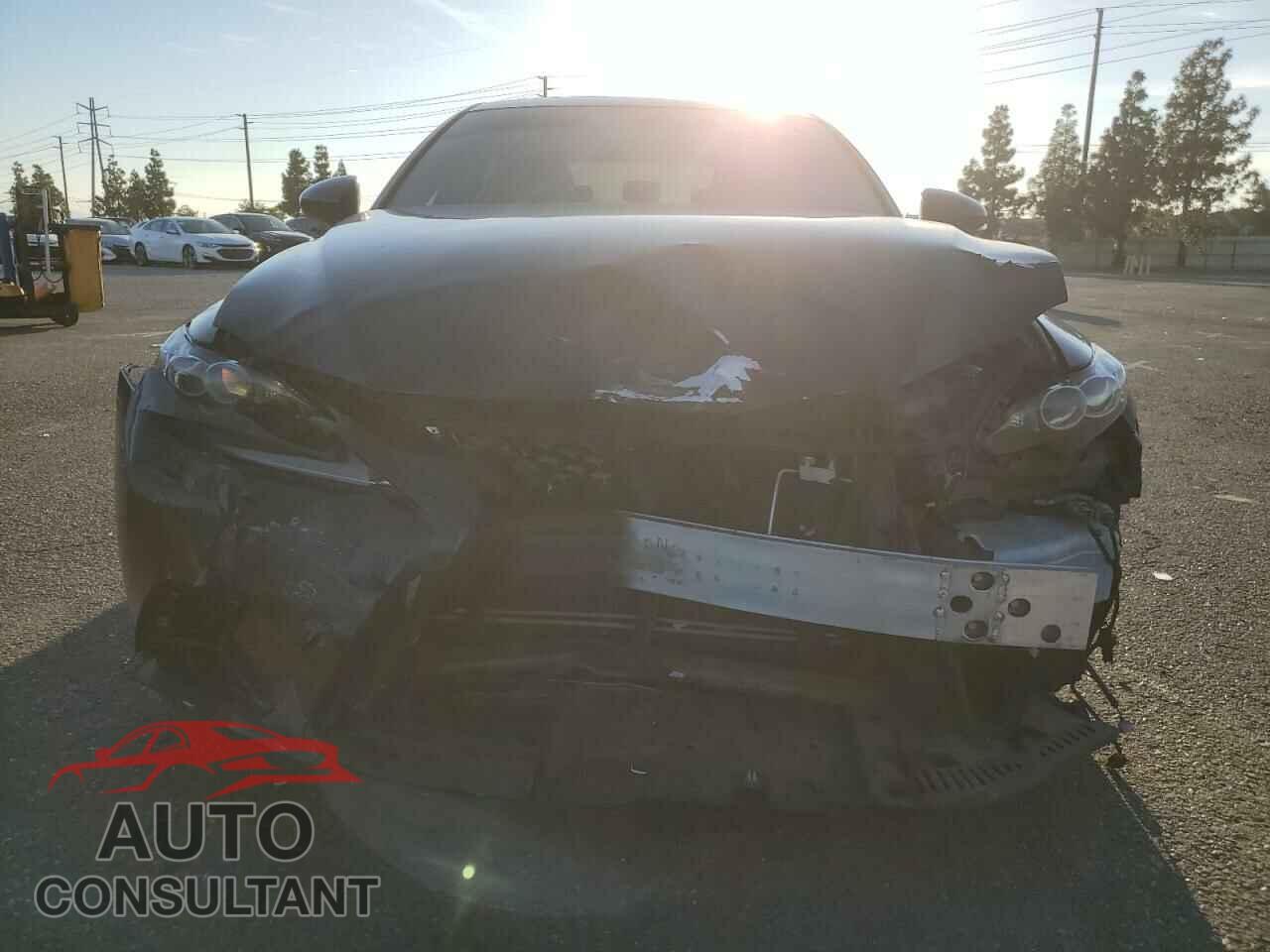 LEXUS IS 2015 - JTHBF1D22F5073793