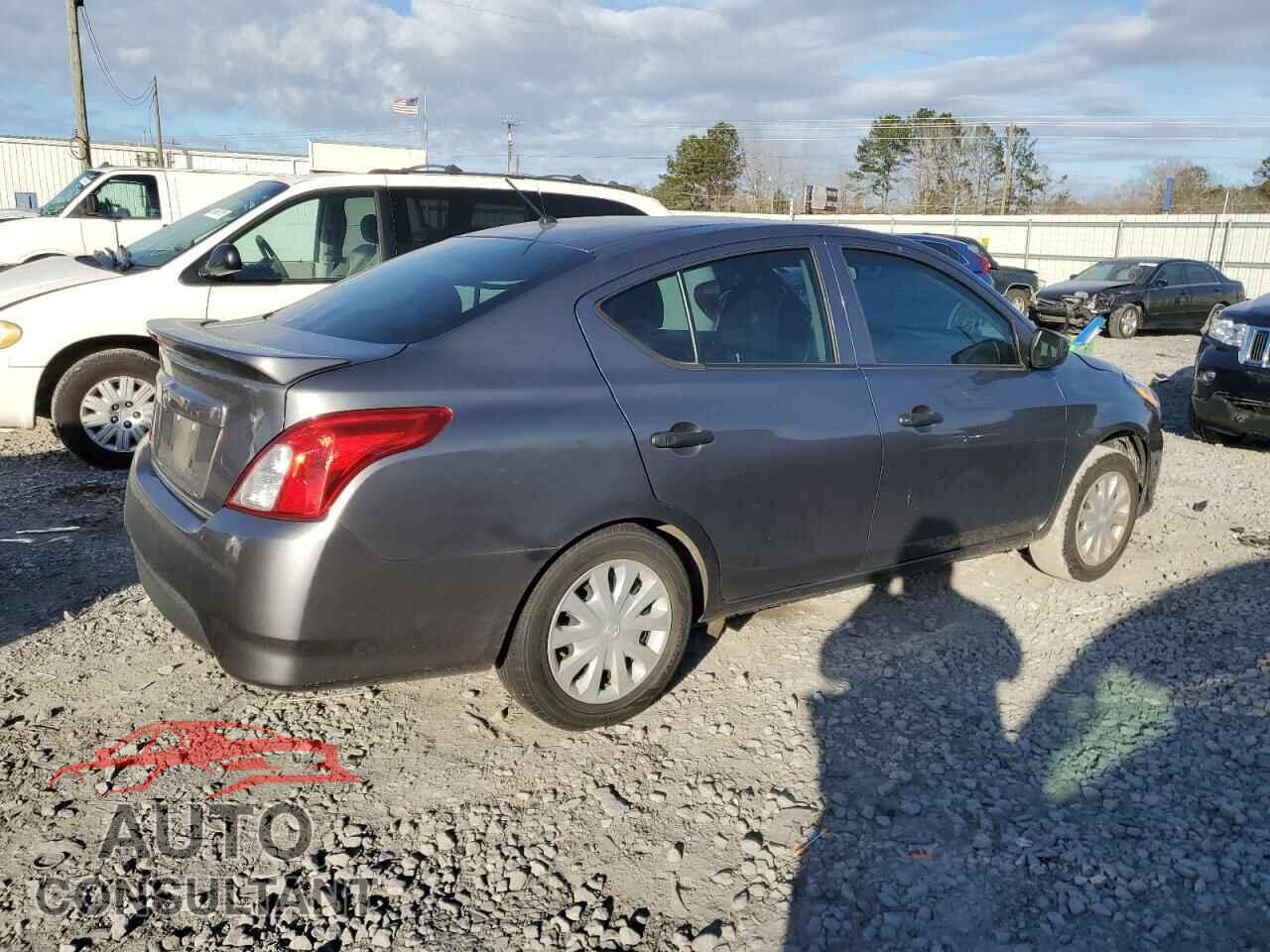 NISSAN VERSA 2019 - 3N1CN7AP3KL826658