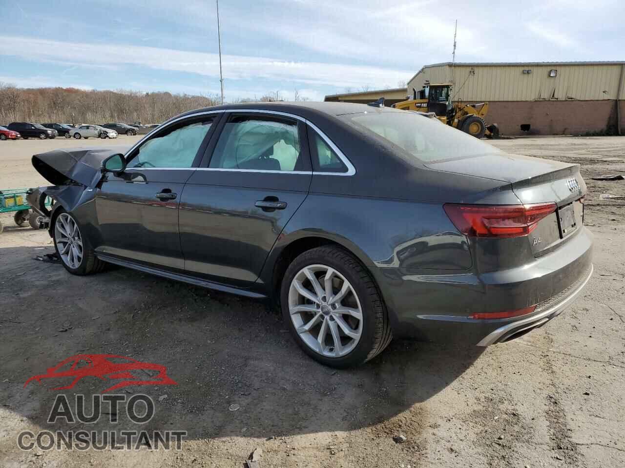 AUDI A4 2019 - WAUDNAF44KN006647