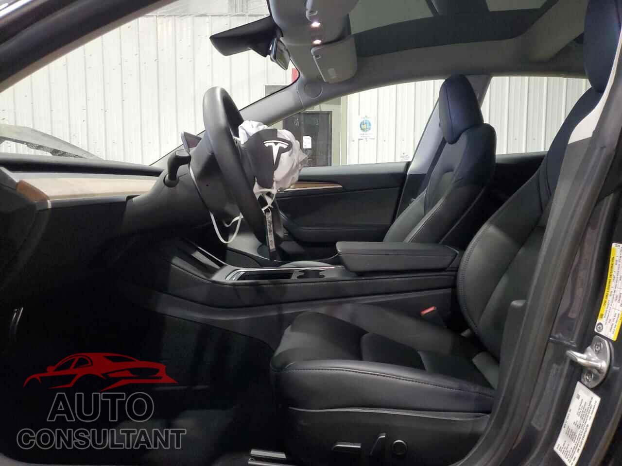 TESLA MODEL 3 2023 - 5YJ3E1EB4PF633790