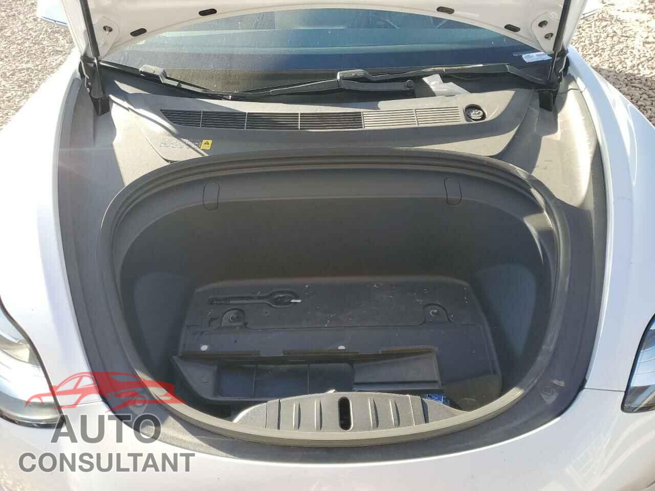 TESLA MODEL 3 2019 - 5YJ3E1EA5KF485343