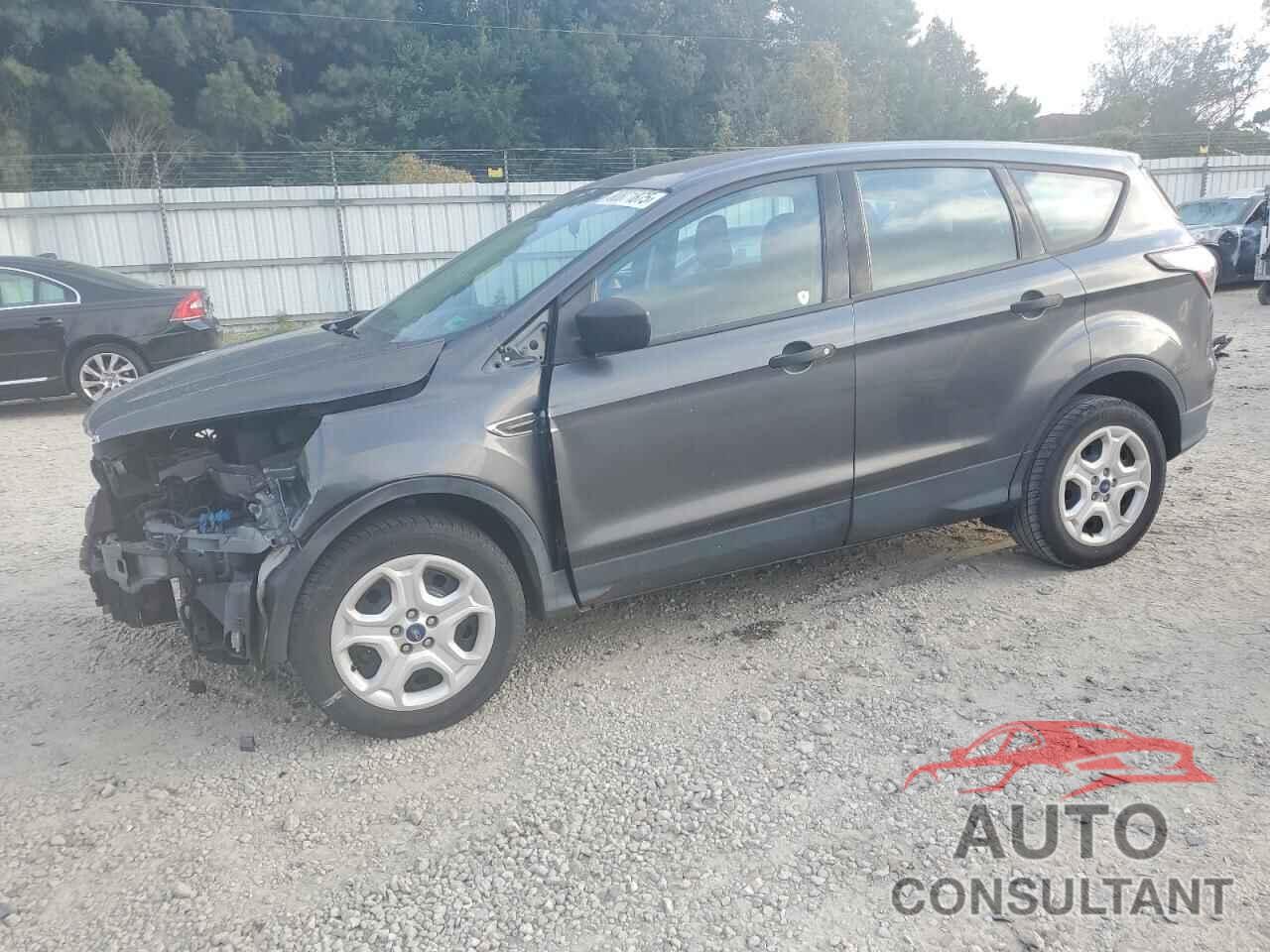 FORD ESCAPE 2018 - 1FMCU0F72JUD41167